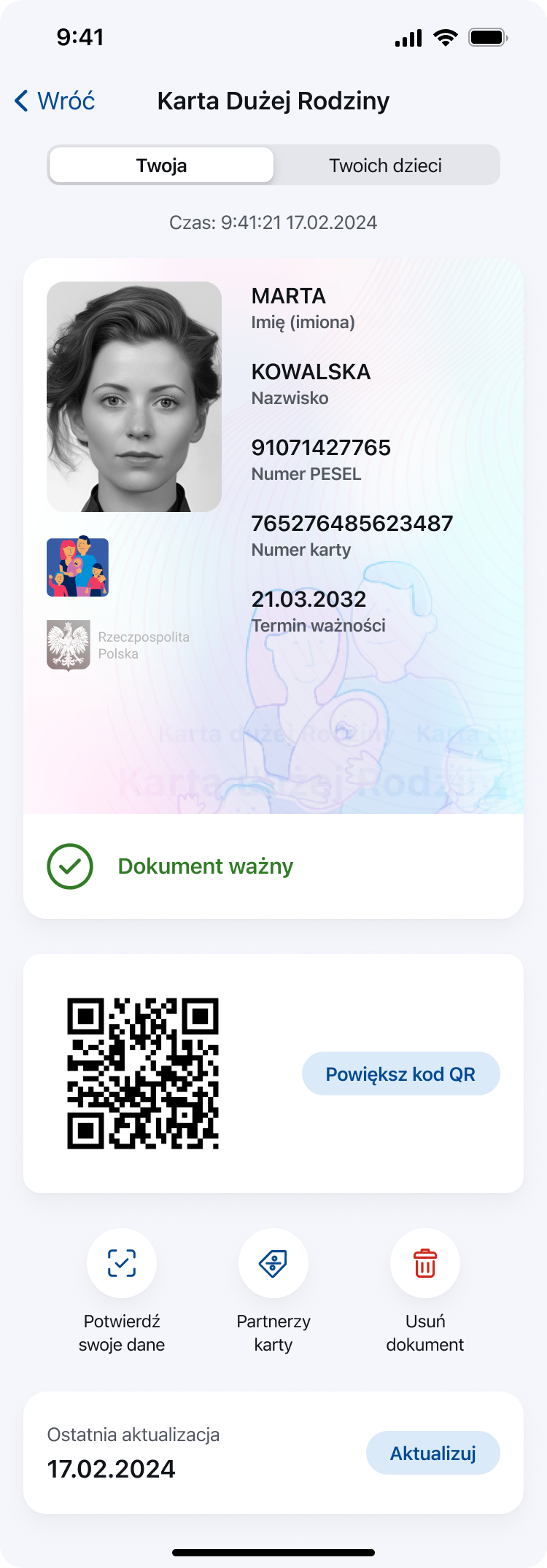 Ekran dokumentu Karta Dużej Rodziny w aplikacji mObywatel z oznaczeniem najważniejszych elementów. 